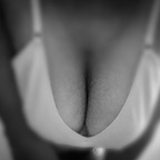 Hot Wife avatar