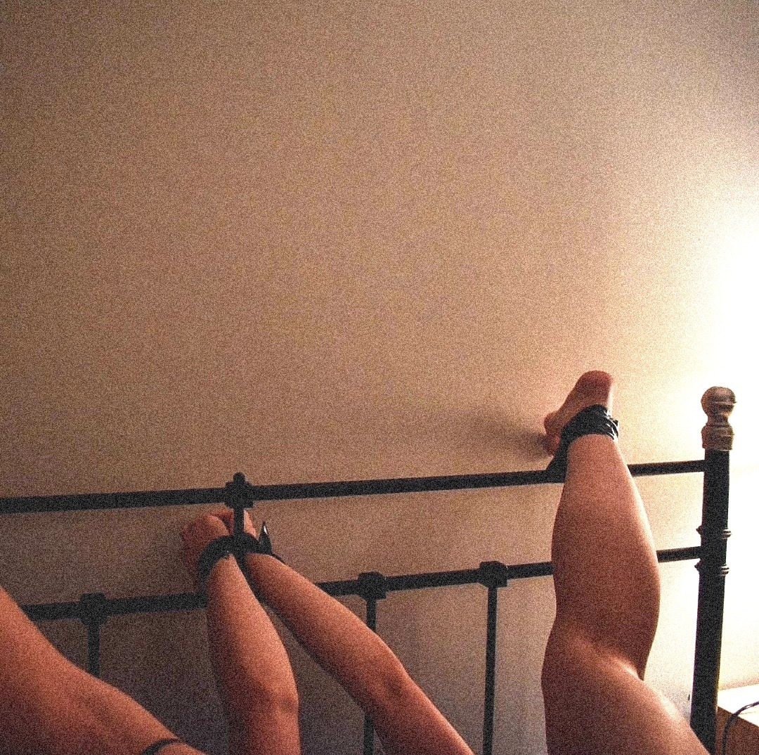 HOTWIFE HONEY π»π― banner image