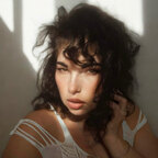 Ms Izzy Bell avatar