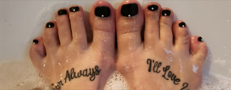 HotWifeToes banner image