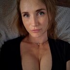 Housewife Maya avatar