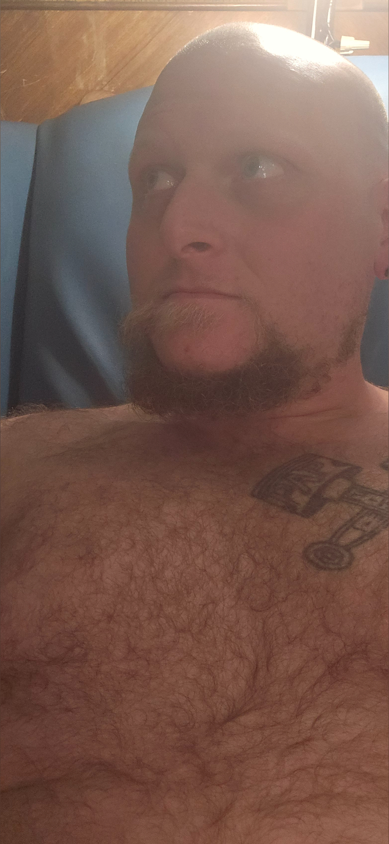 Tee Nuggz cover image