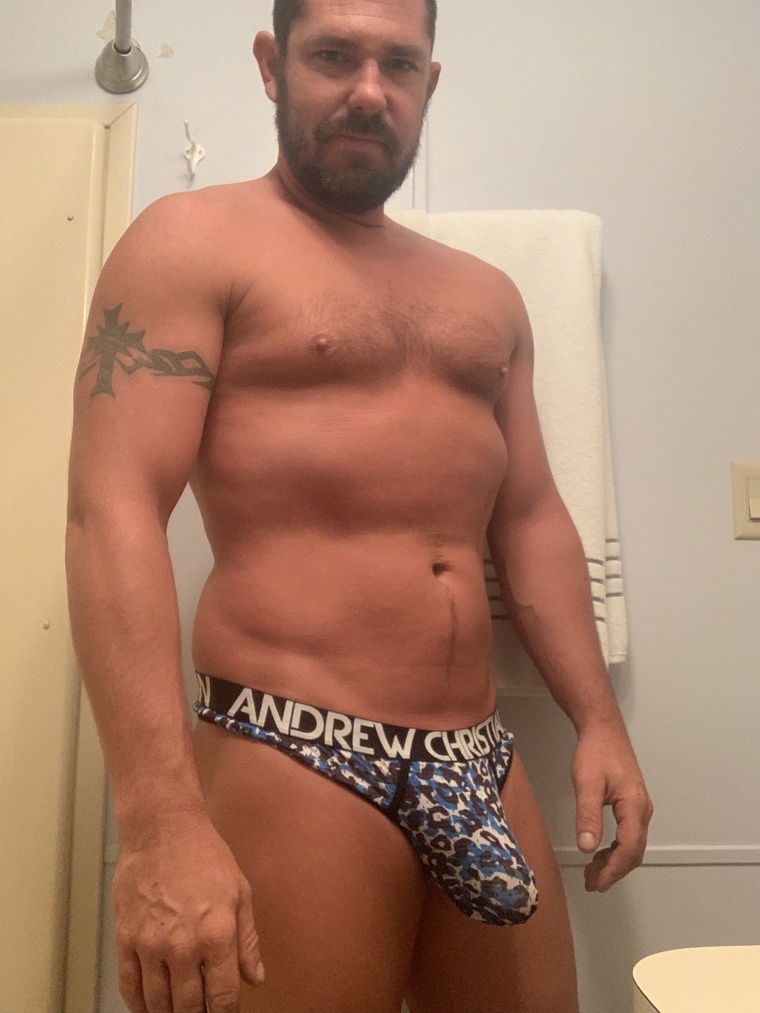 Hung and kink banner image