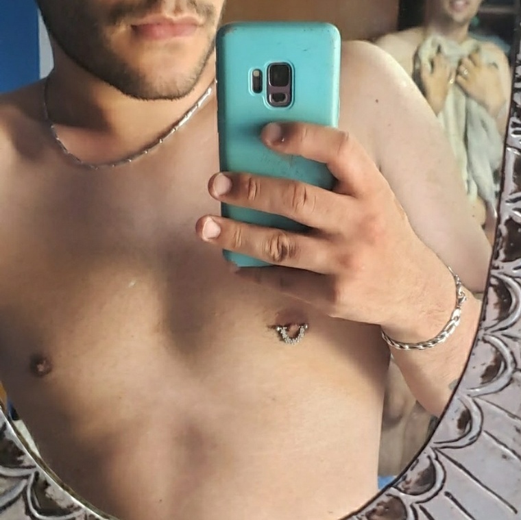Gian Ezequiel cover image