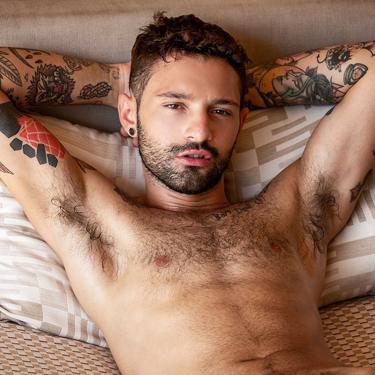 Igor Lucios FREE banner image