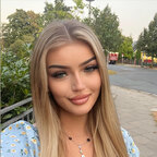 Leni 🎀 avatar