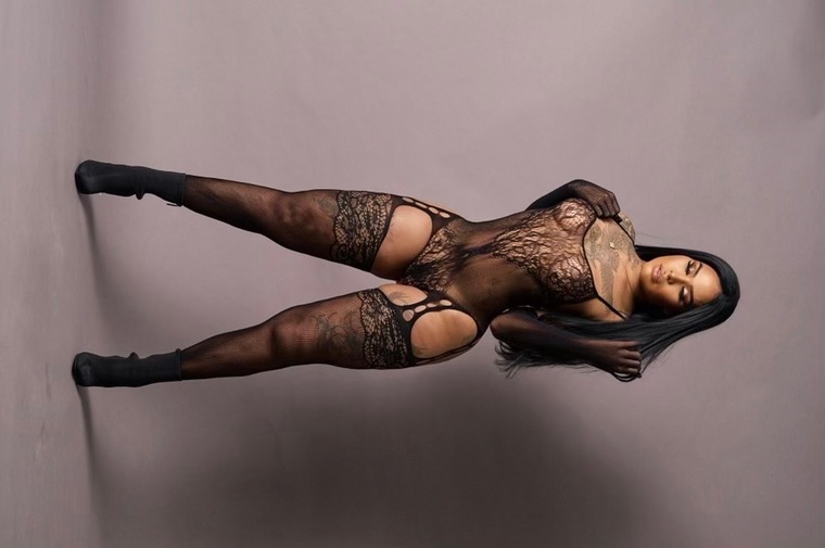 Mayara Rodrigues banner image