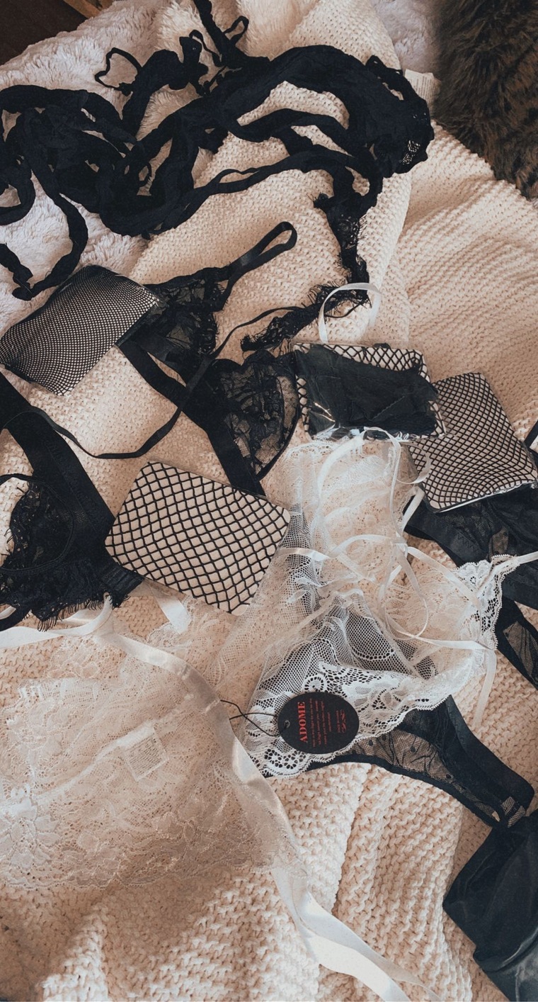 Esther.W banner image