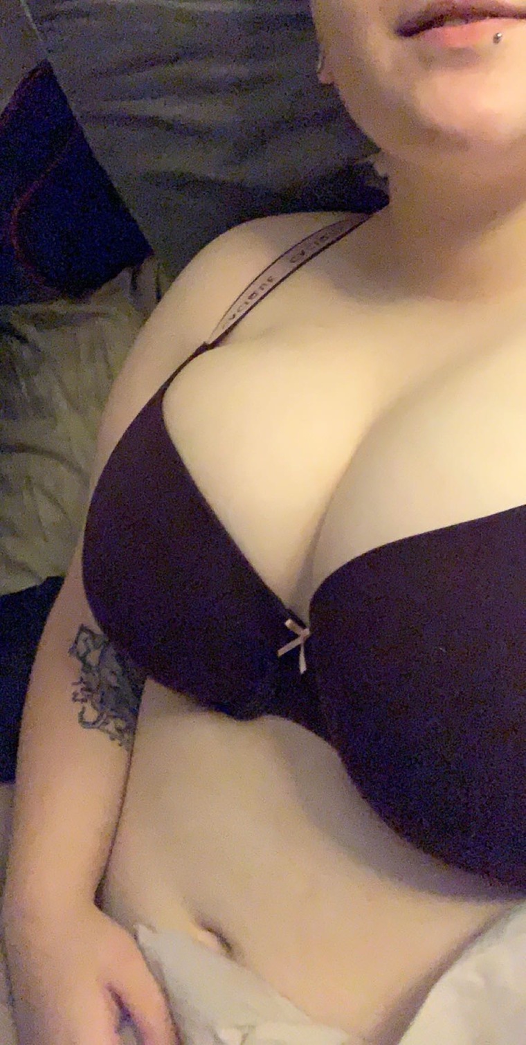 Mo 🖤 banner image