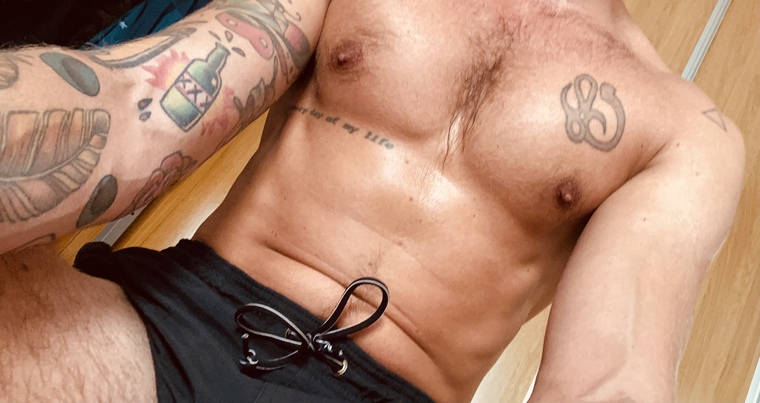 DickVuzztom banner image
