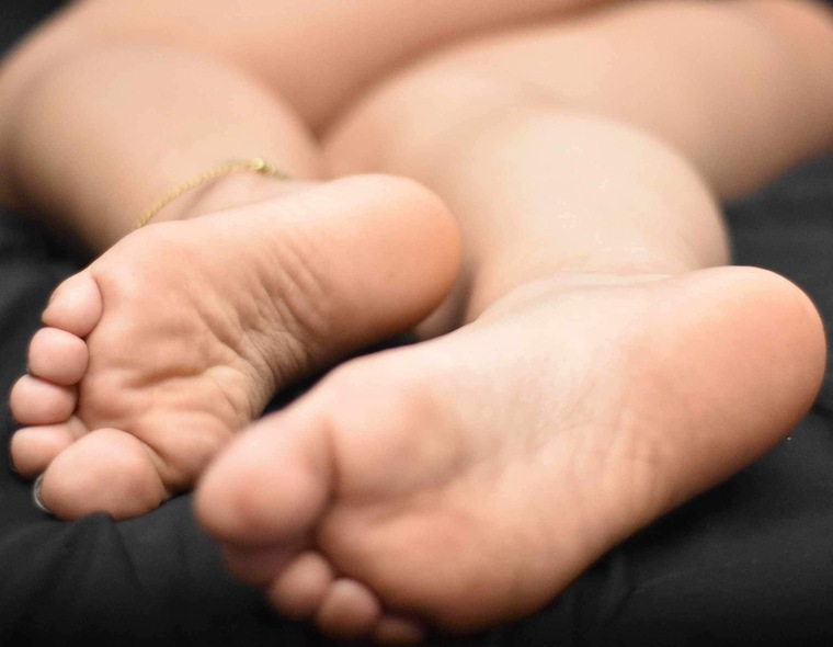 Intoxicating Toes cover image
