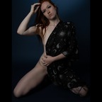 Iris Mae avatar