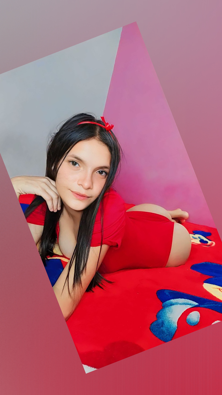 Isabella ๐๐ banner image