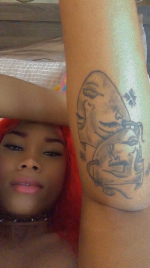BigBootyBr£ cover image