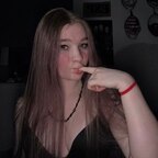 Lexi 🖤 avatar