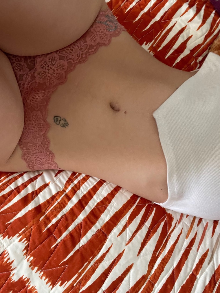 Nikki Wilde banner image