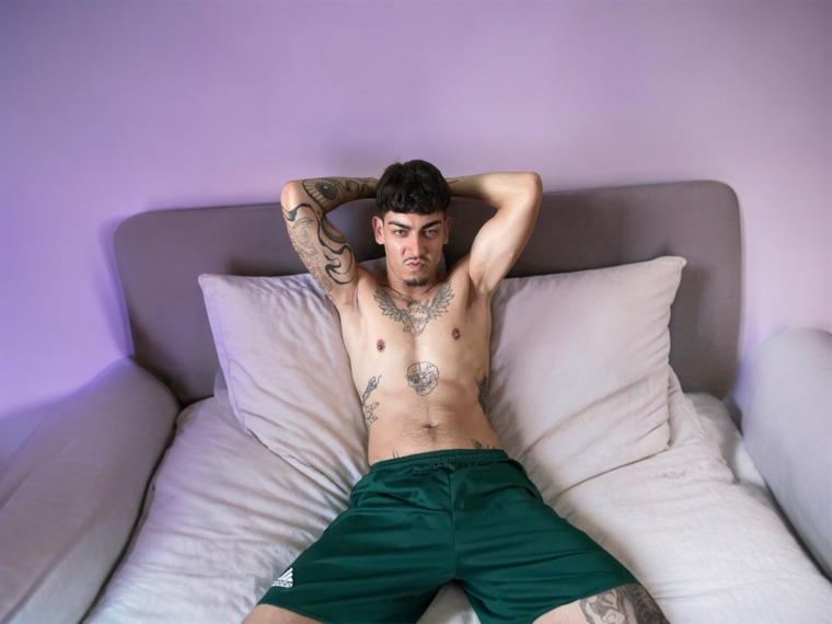 Ivan Jenner 🦊 cover image