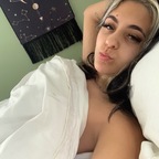 Ivy Nicole avatar