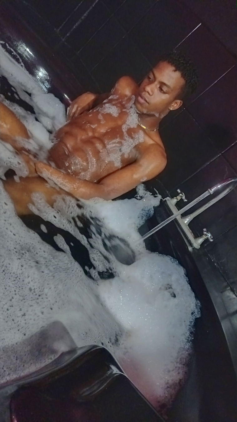 Jaht Hurtado cover image