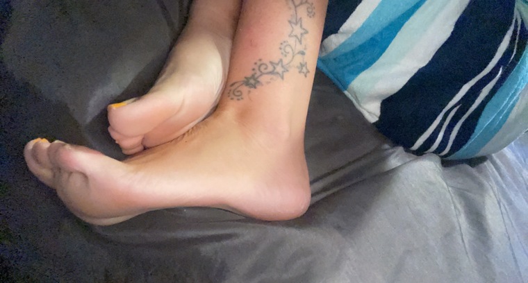 Janes feet❤️ banner image