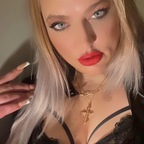 Janine avatar