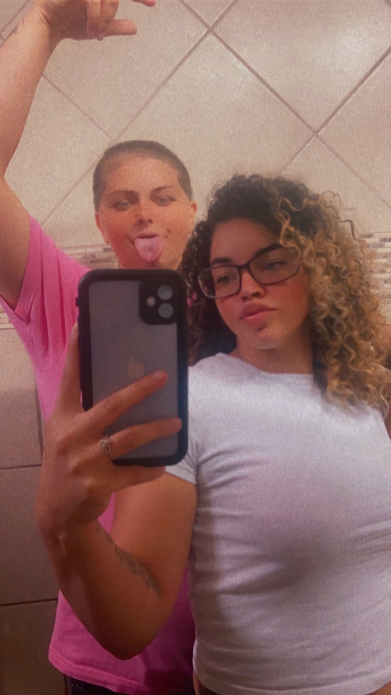 Lightskinkisses cover image