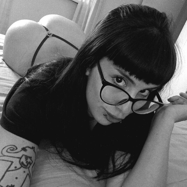 🕯️Jazly Lux🕯️ cover image