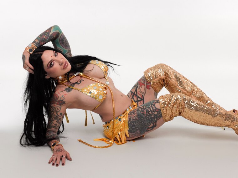 Jenevieve Hexxx cover image