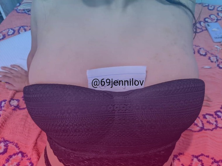 JenniLov:3 banner image