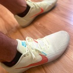 Runner’s Feet 😈 avatar