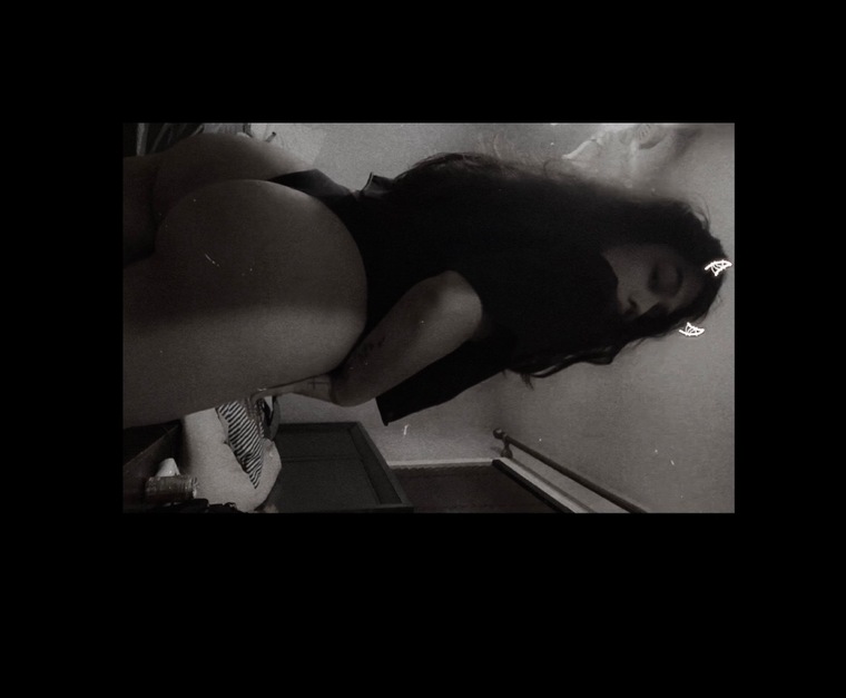 1madvirgo🤪 cover image