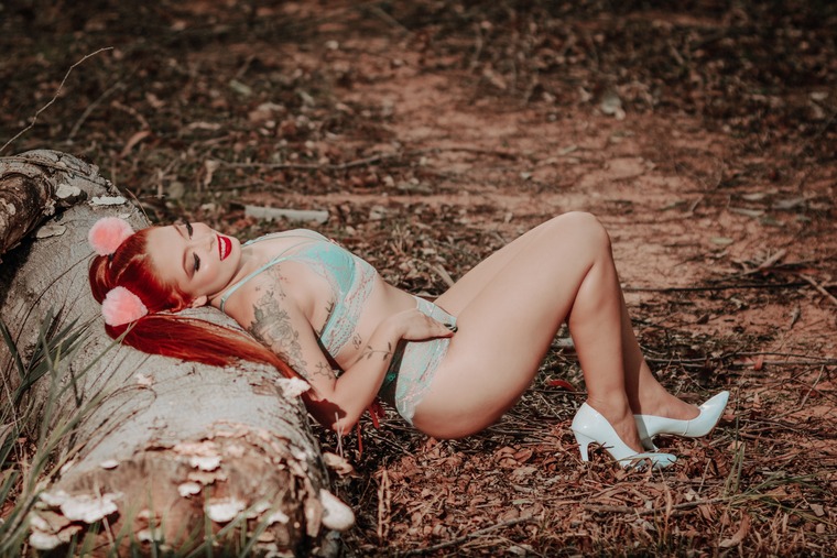 jheniffer Ester banner image