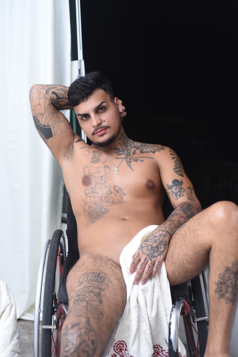 Jhonathan Perez cover image
