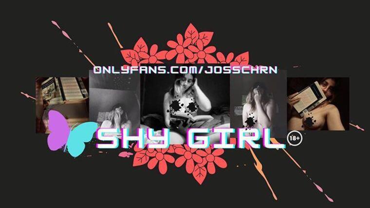๐Shy girl banner image