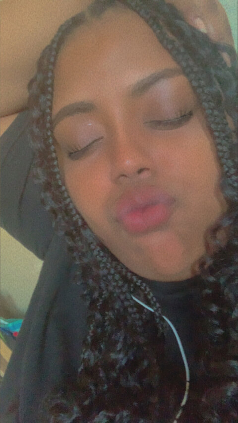 Chantel 🤪 cover image