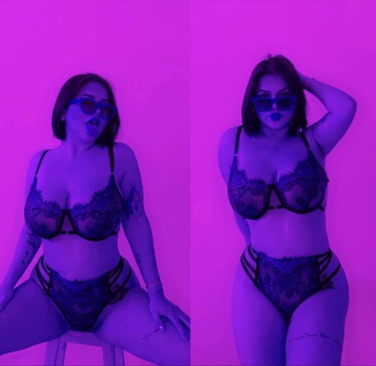 JuicyBoobs👅💦 cover image