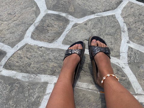 Juicydeliciousfeet cover image
