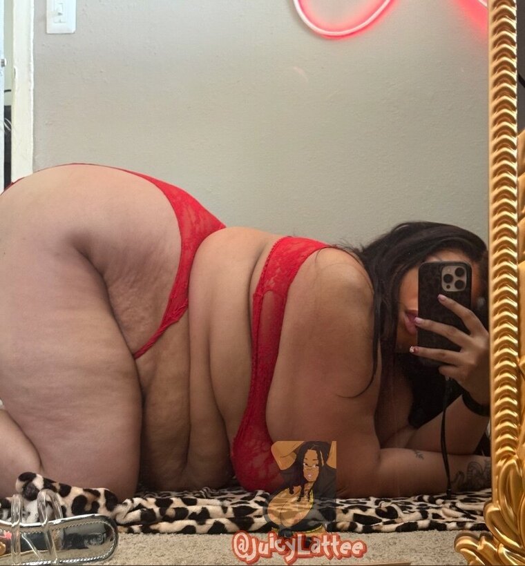 ʟɪᴀ 💋 cover image