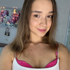 Julia 🎀 avatar