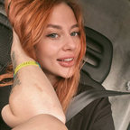 Julia👄 avatar