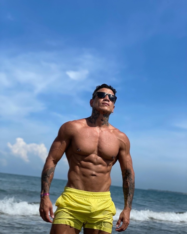 Julian Osorio Bañol cover image