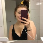 Julia🧚🏼‍♀️ avatar