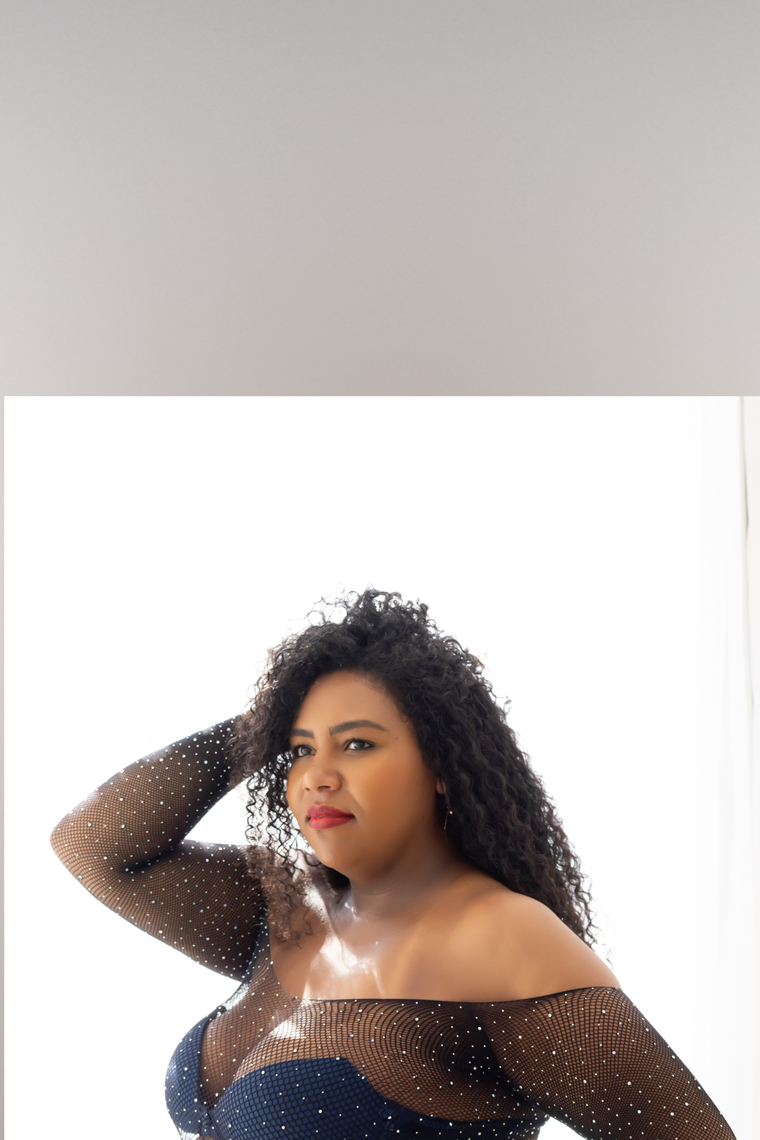 Juliana Melo banner image