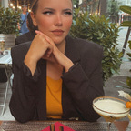 Lou avatar