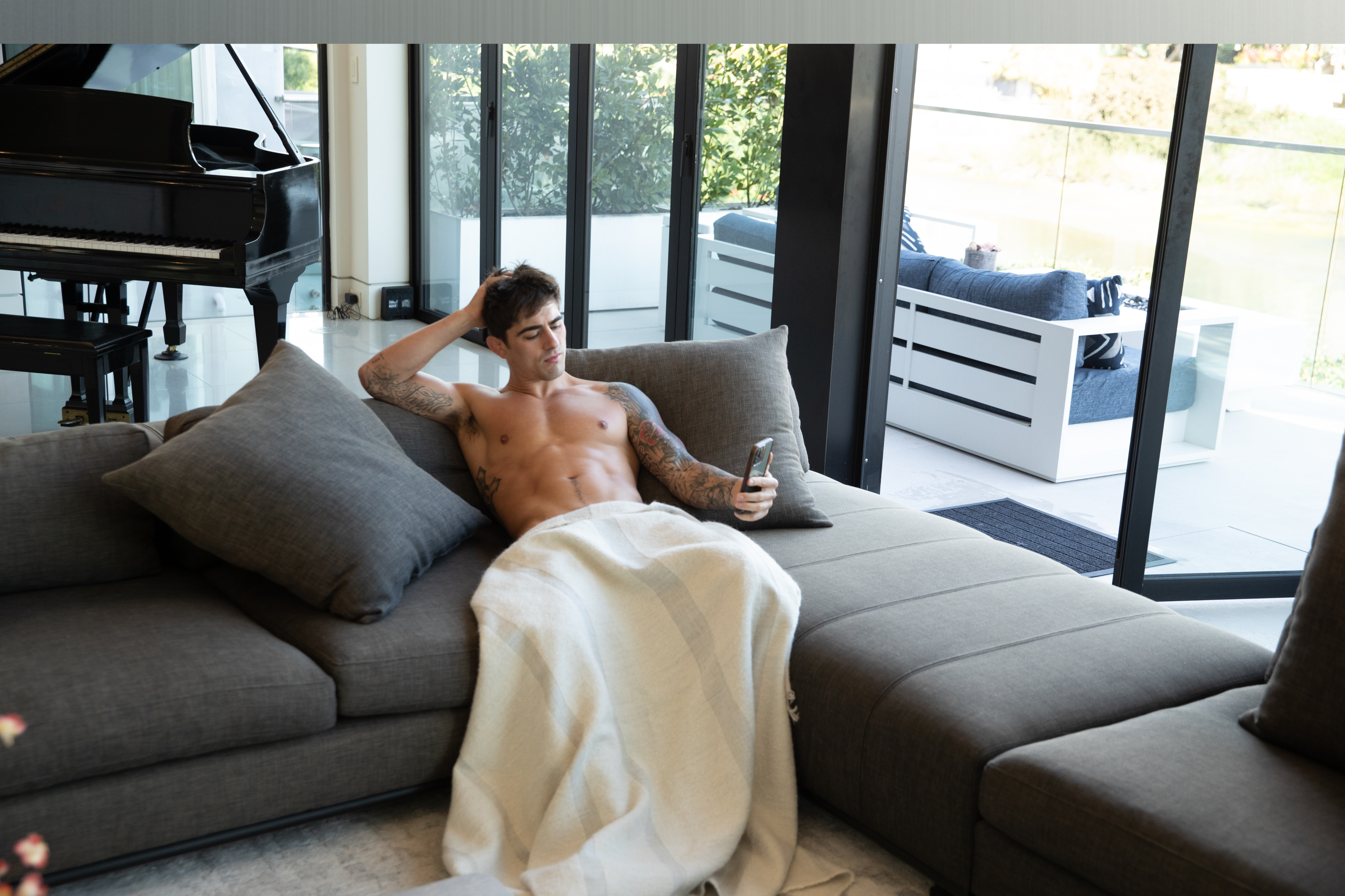 😈JUSTIN FOX banner image