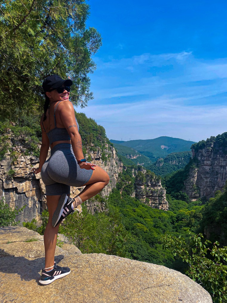 Karol Rodrigues cover image
