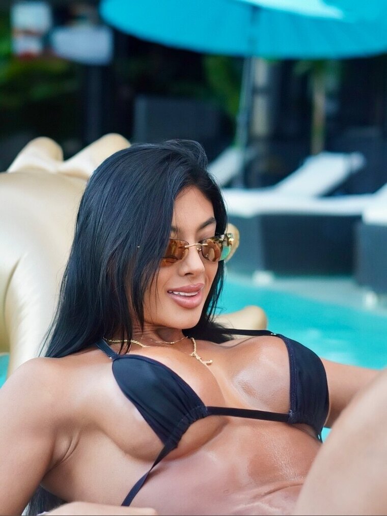 🦋Melissa Restrepo🦋 cover image
