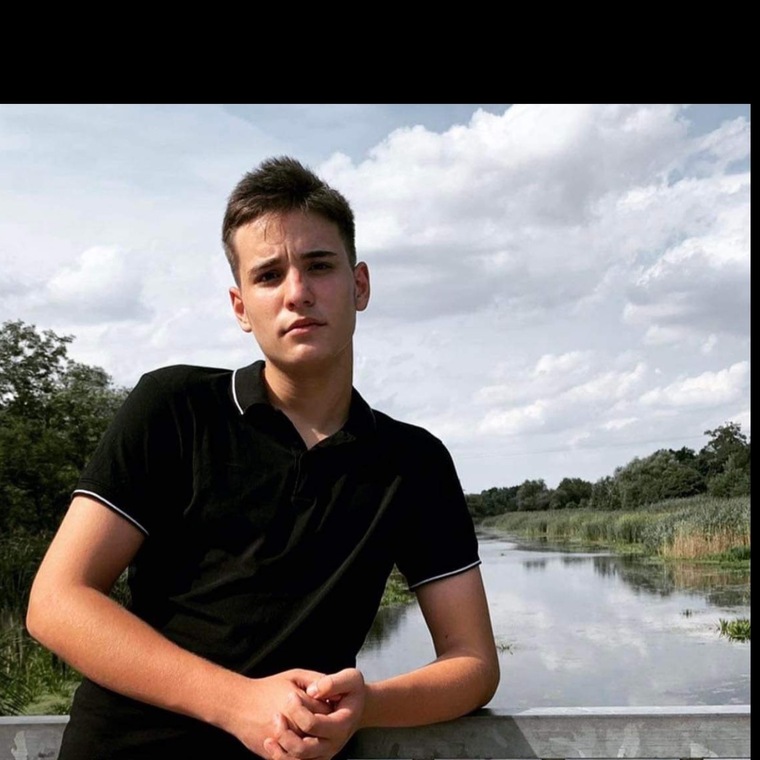 Callmeee cover image