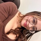 Karla Villamil 🍒 avatar