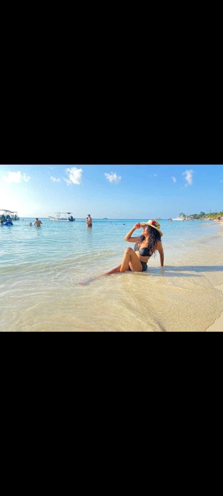 Karly La Porteña👄 cover image